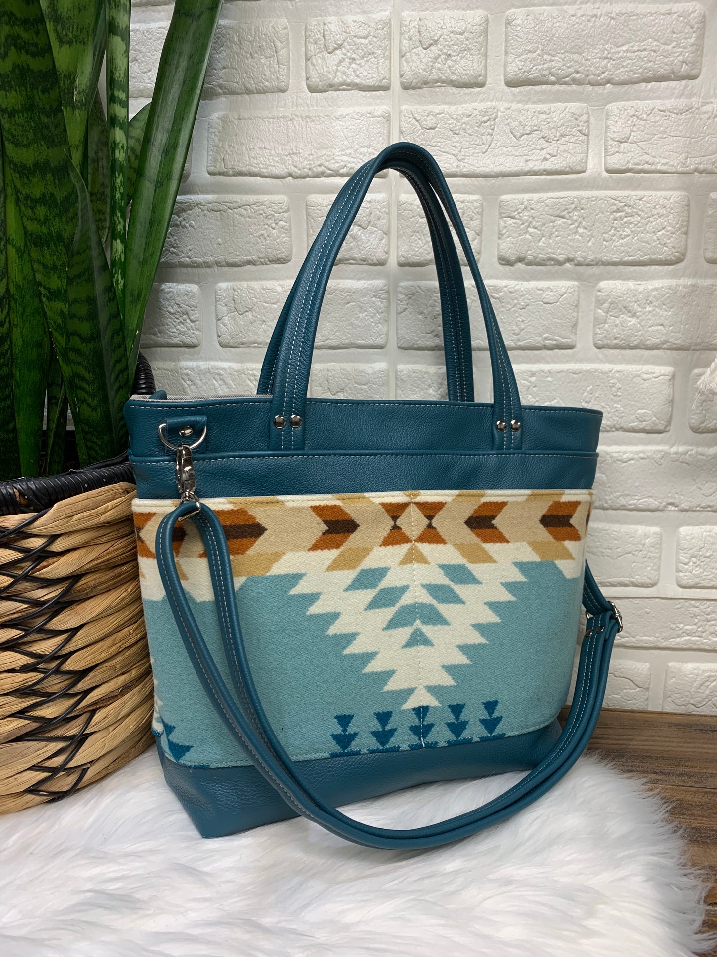Topaz tote Wool and leather, Rancho Arroyo, teal genuine leather
