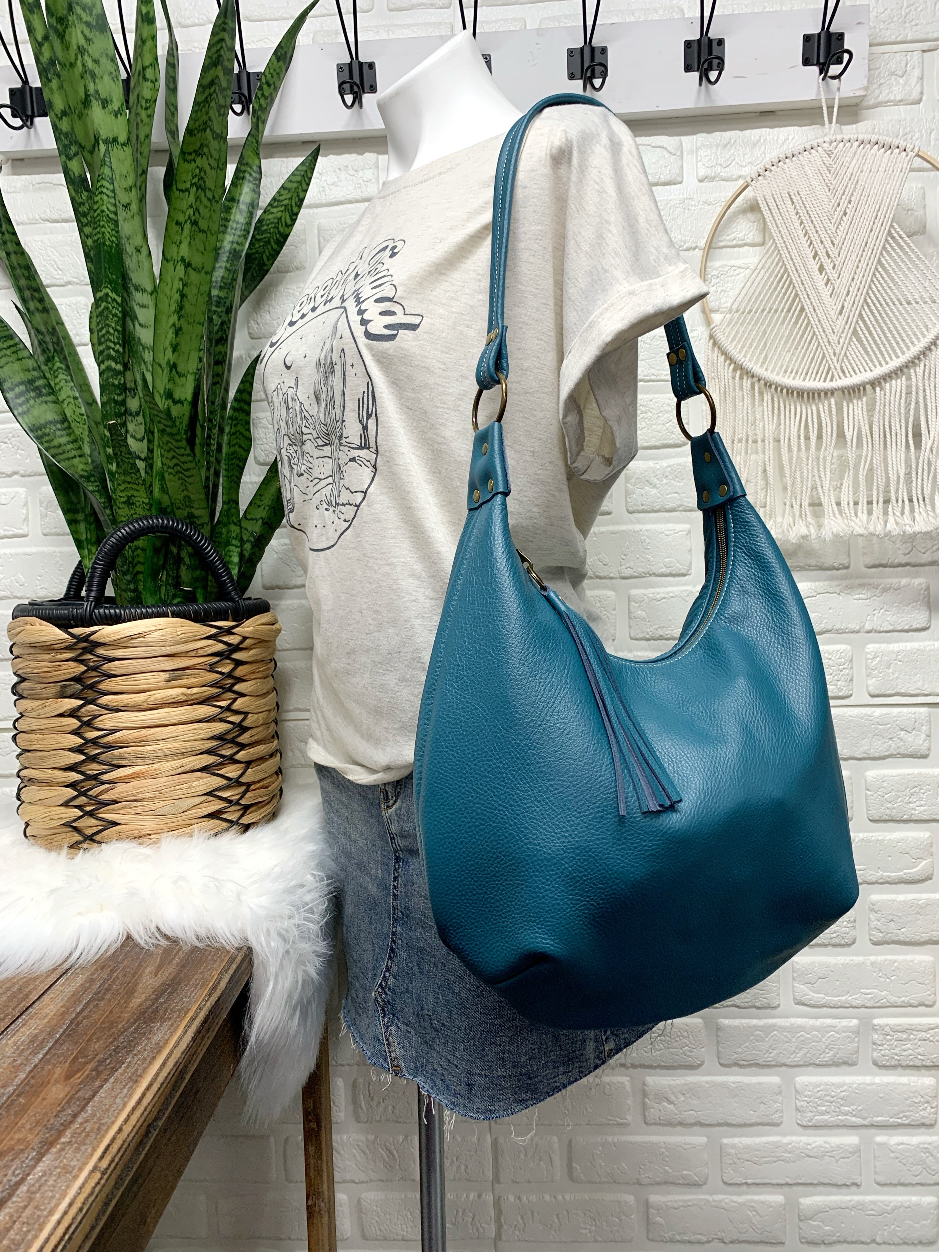 Pure leather online handbag